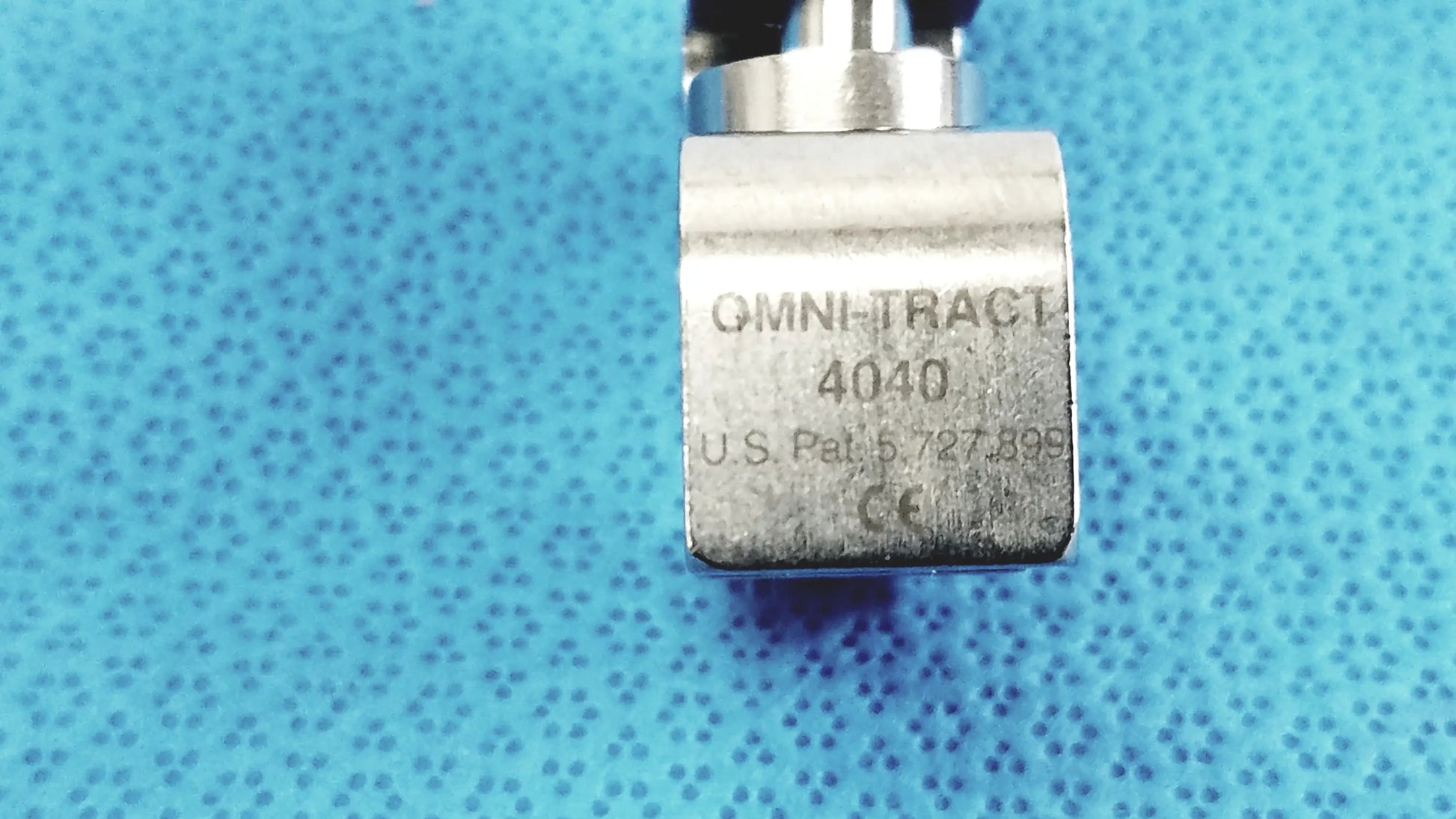 Omni-Tract 4040 SnapClamp Angled Blade Holder
