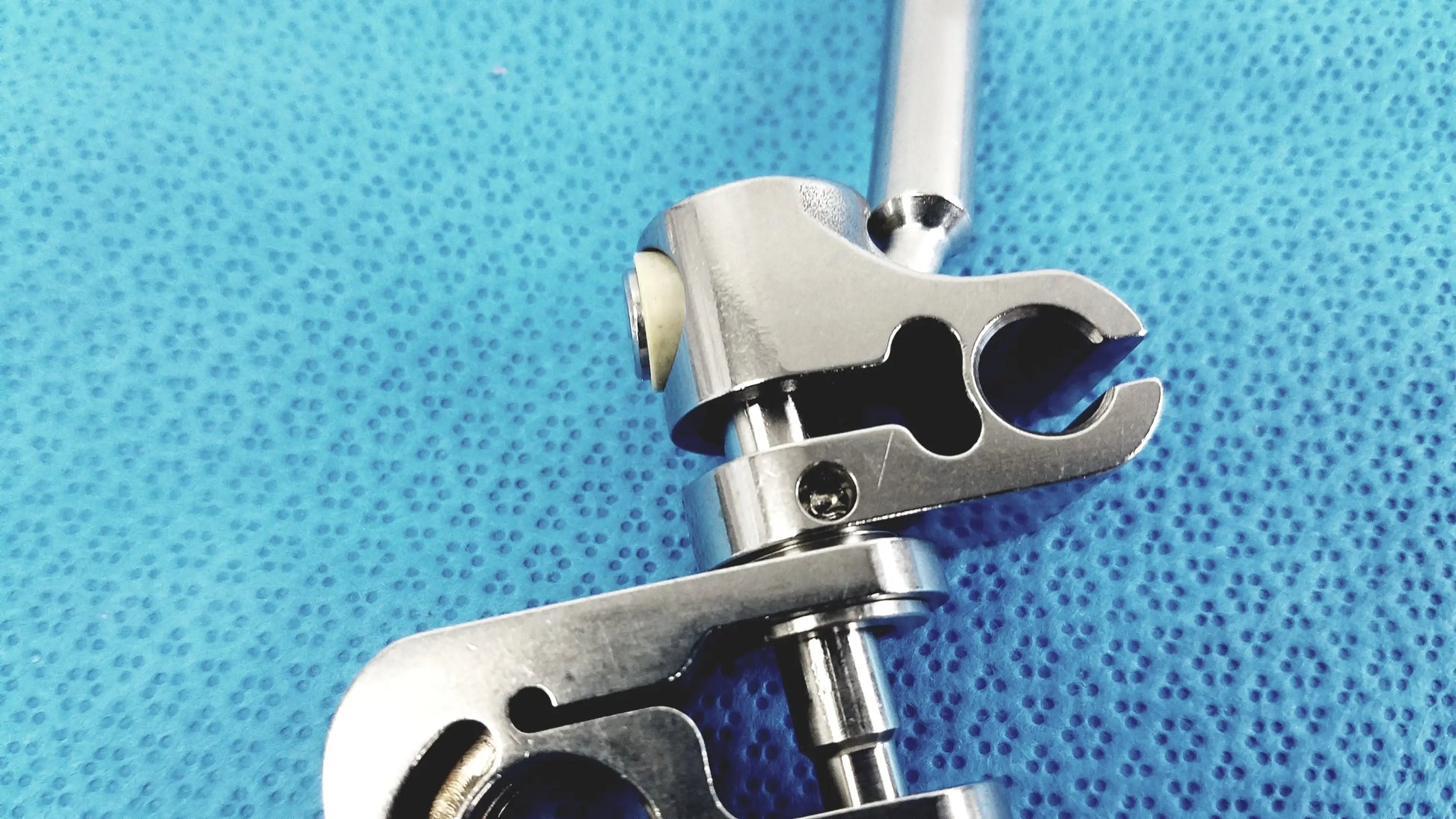 Omni-Tract 4040 SnapClamp Angled Blade Holder