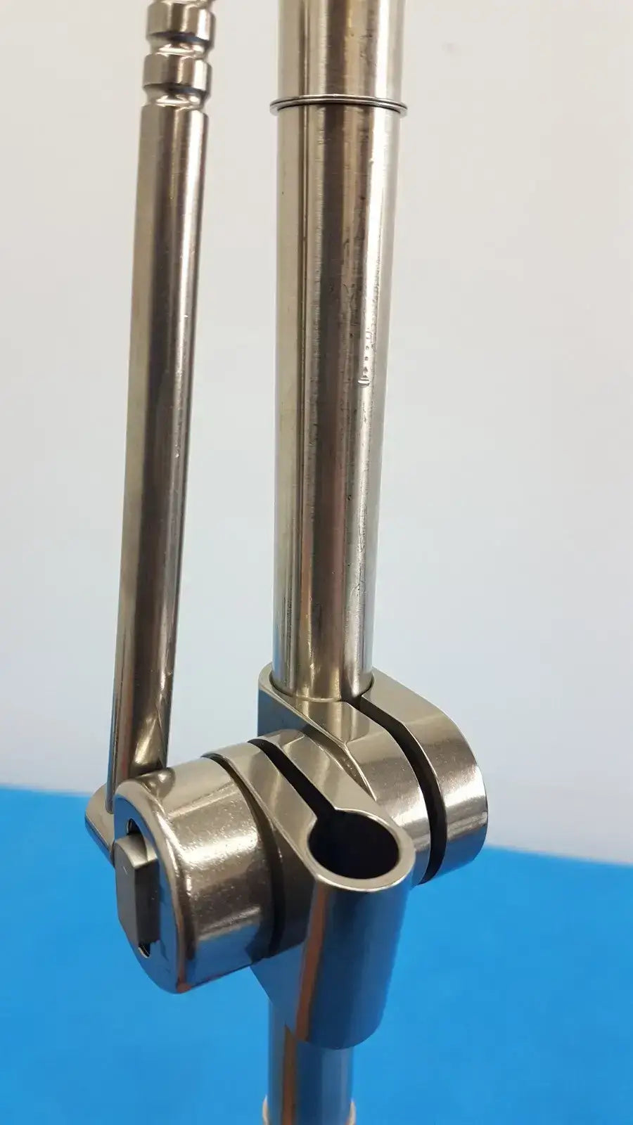 OMNI-TRACT 4080 Clamp Sterile Field – Surgical Retraction Accessory - Retractor
