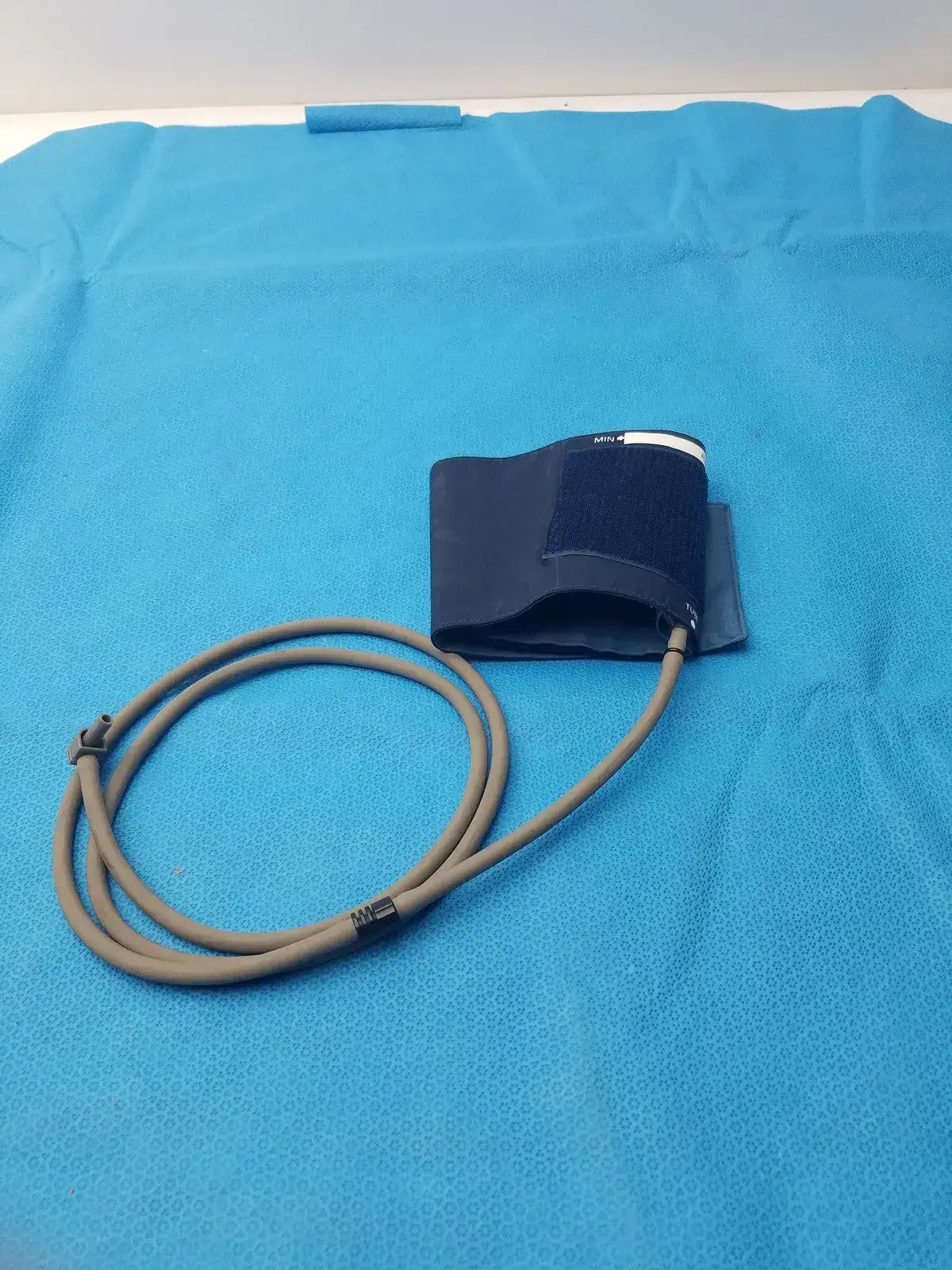 Omron Blood Pressure Cuff 22-32cm - REF HEM-CR19