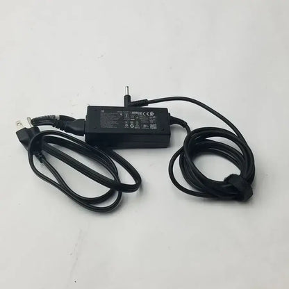Original HP 45W 19.5V 2.31A Ultrabook Notebook Ac Adapter 741727-001 TPN-LA15 - AC