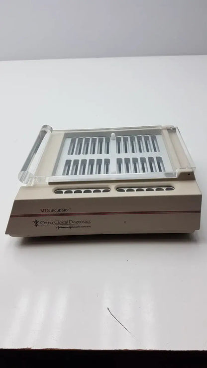 Ortho-Clinical Diagnostics DG-225 MTS Incubator - Laboratory