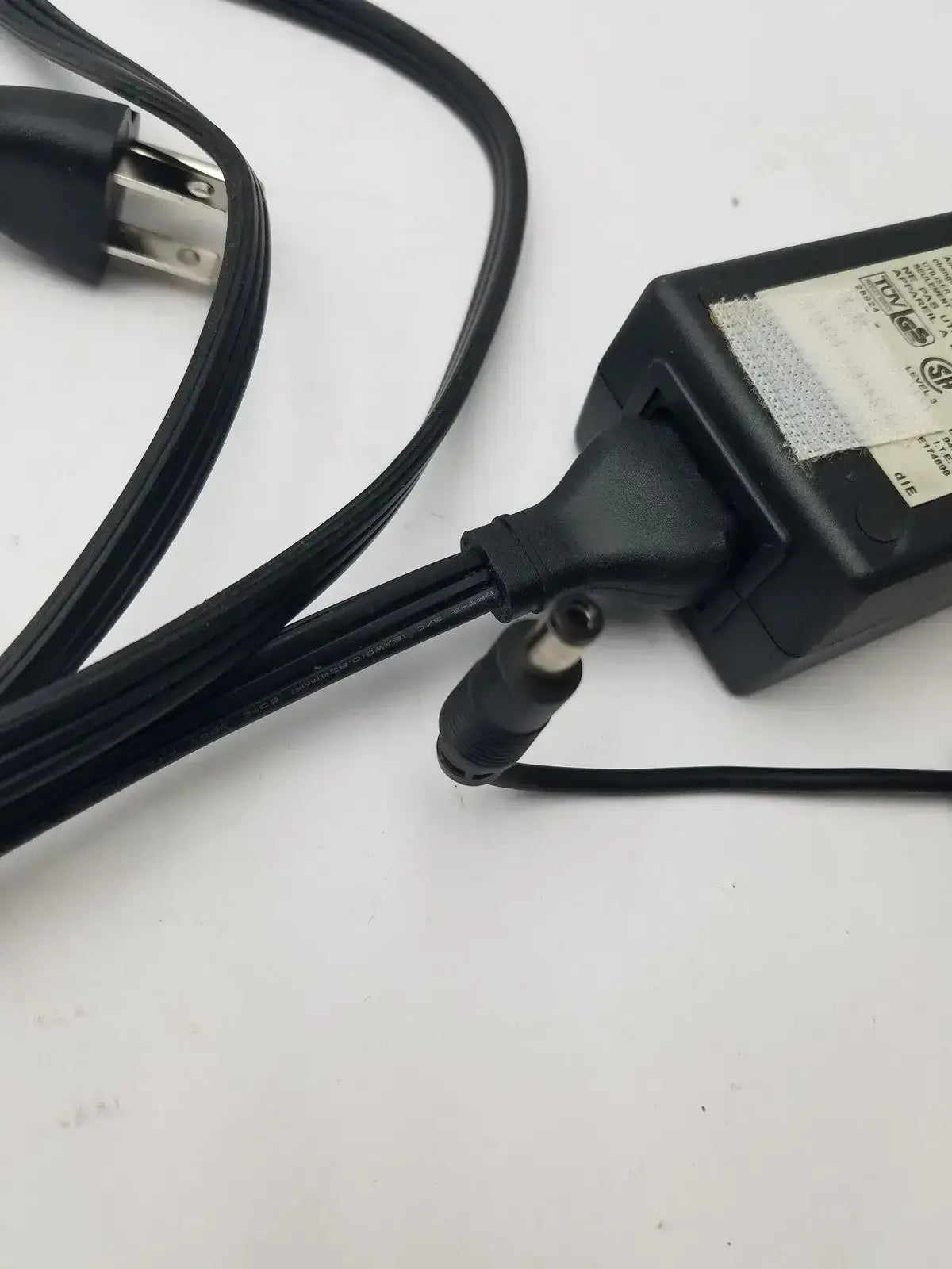 OTE SDS003-1010-A AC Adapter Output 9V DC 0.3A Power Supply Transformer Charger