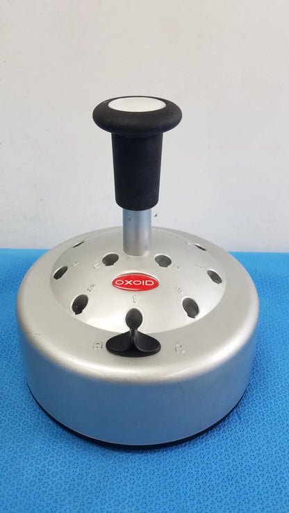Oxoid Antimicrobial Susceptibility Disc Dispenser – 12 Place