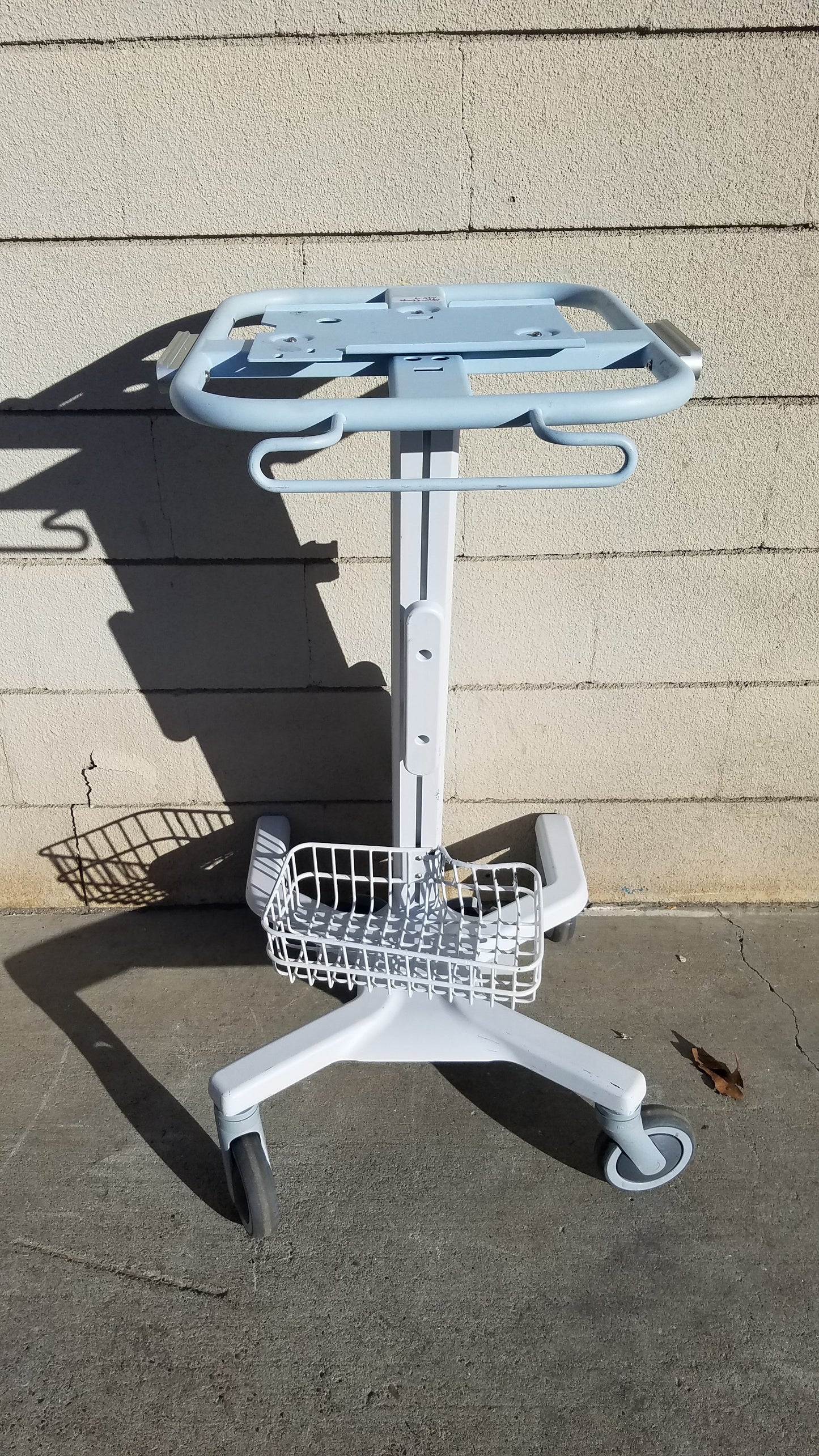 Patient Monitor Rolling Stand Medical Cart With Basket - Roll