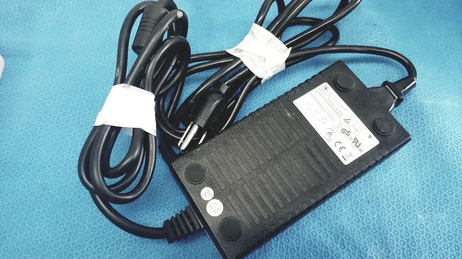 PDI Medical Monitor Mounting Arm with Adaptor and Cables