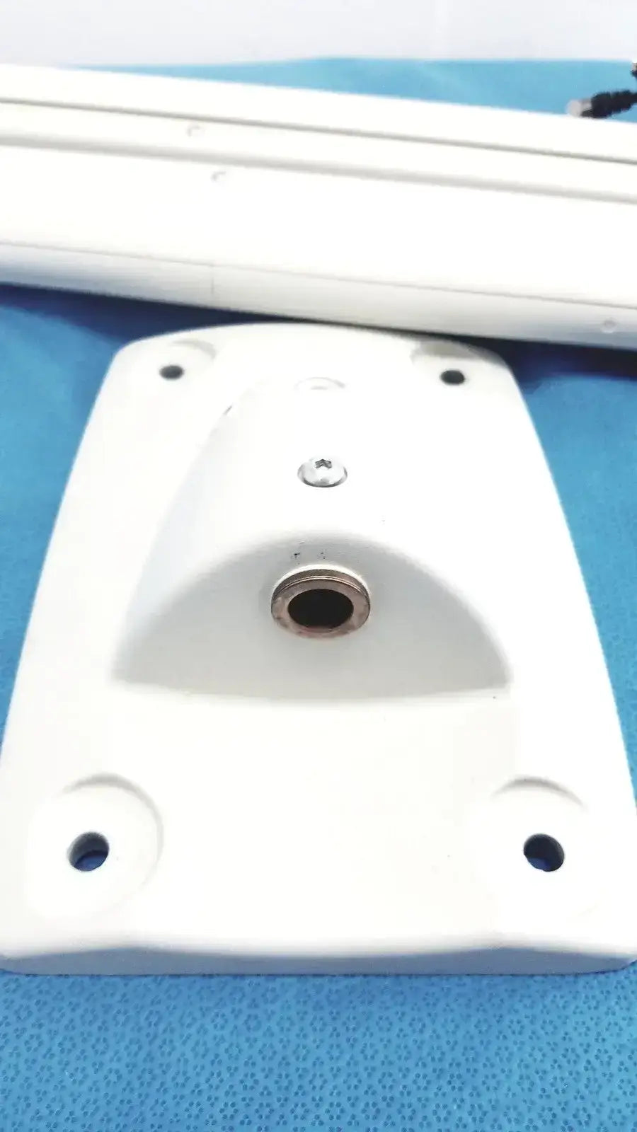 PDI Medical Monitor Mounting Arm with Adaptor and Cables