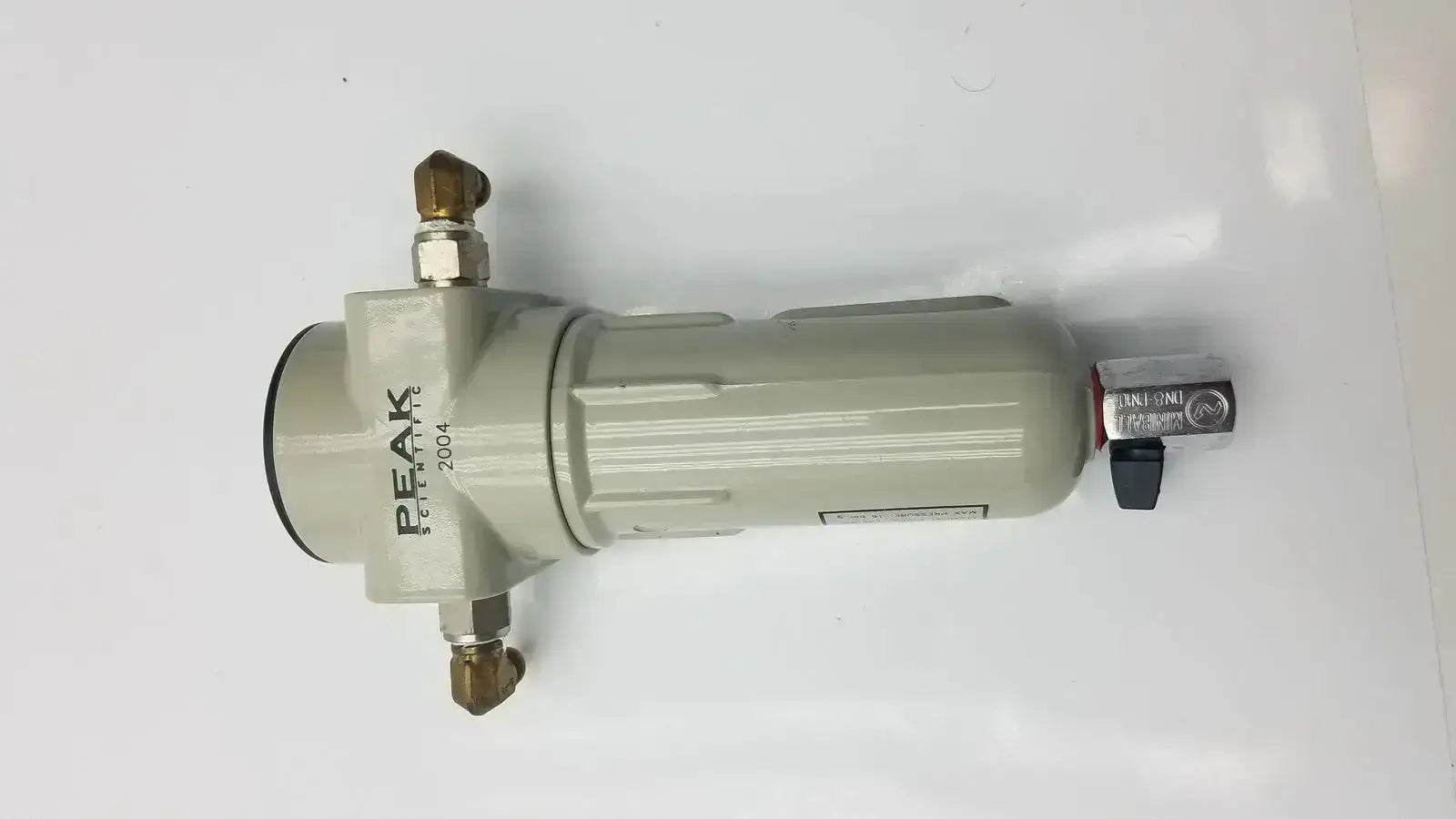 Gray Peak Scientific 2004 air filter A20RAC with brass fittings and black knob model E361RAC for industrial use