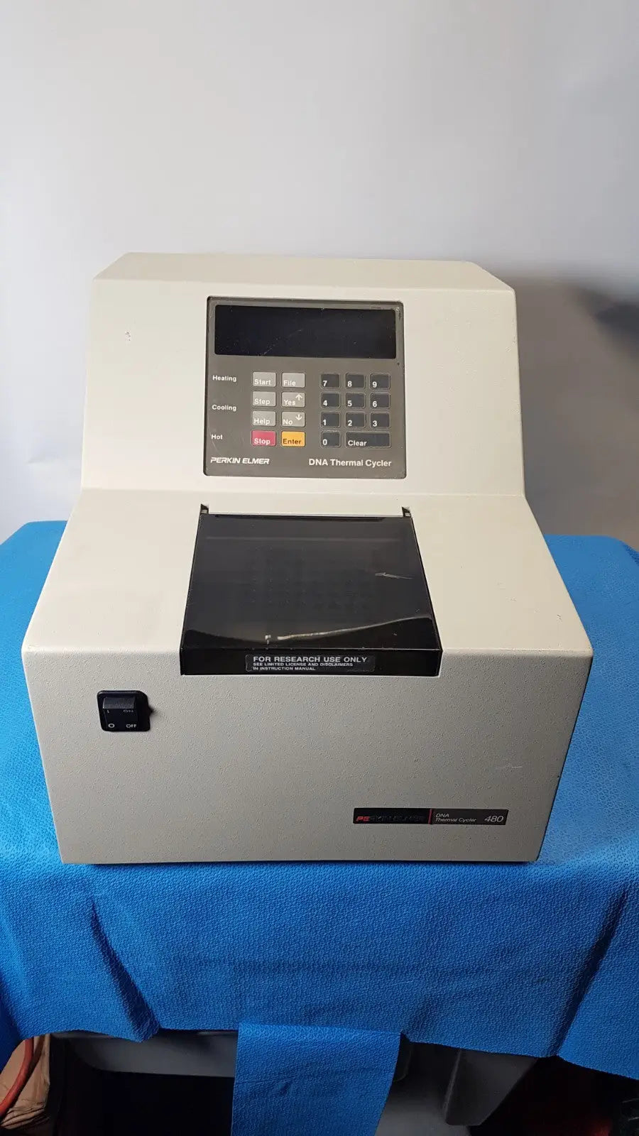 Perkin Elmer Cetus 480 DNA Thermal Cycler N801-0100
