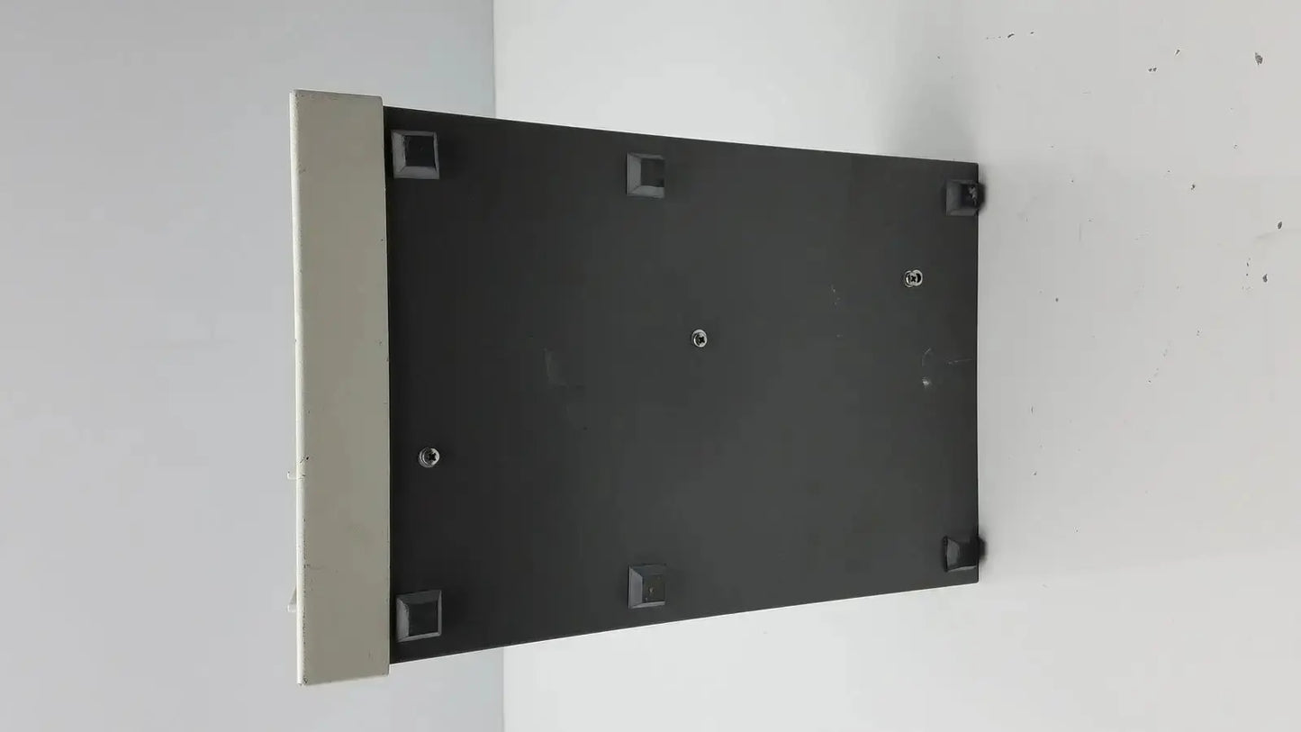 Black rectangular electrophoresis power supply with silver metallic side panel and four black feet pharmacia biotech eps 600