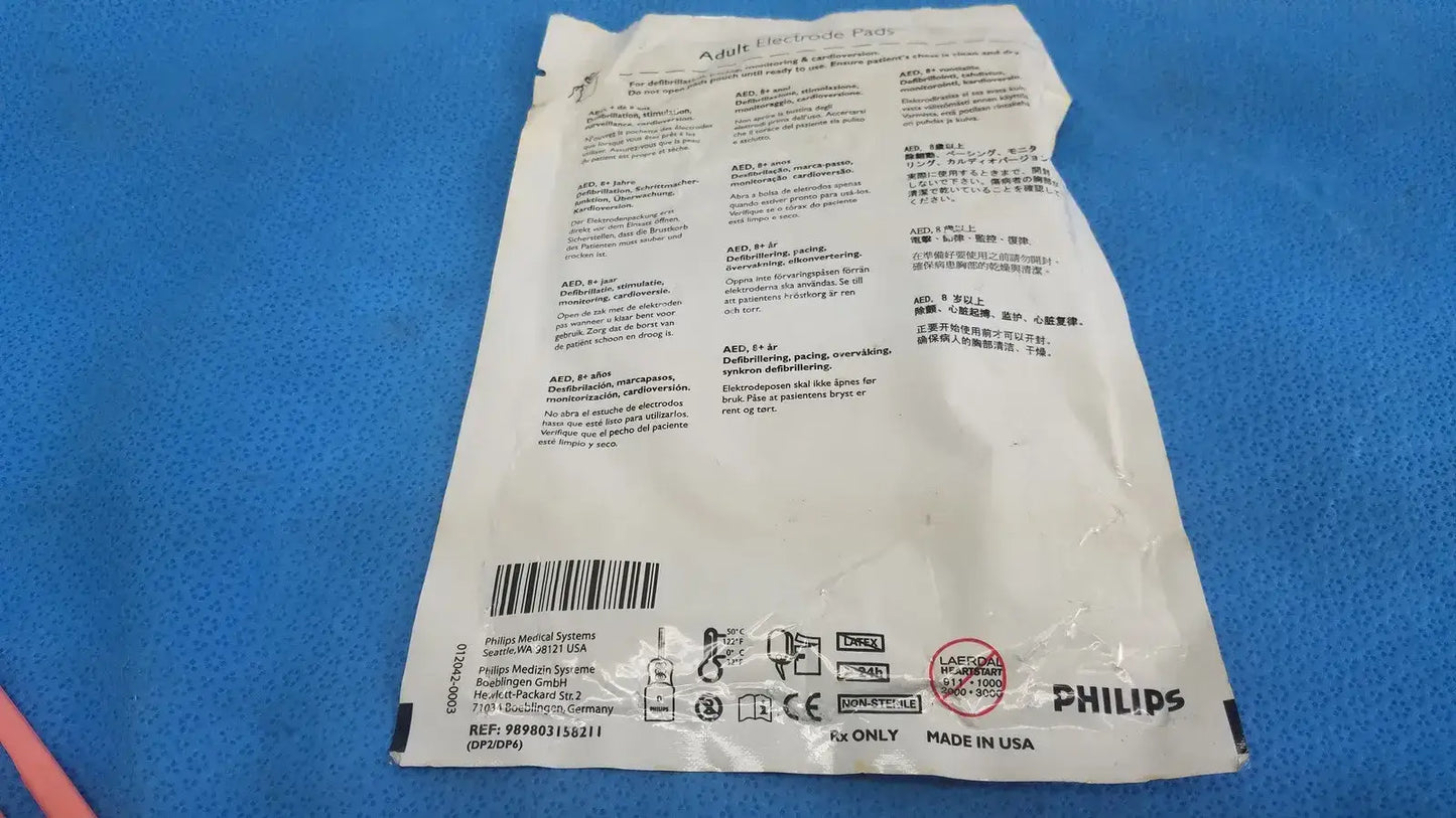 Philips Adult Plus Electrode Pad 8Y+ / Instructional Use Check Before Date