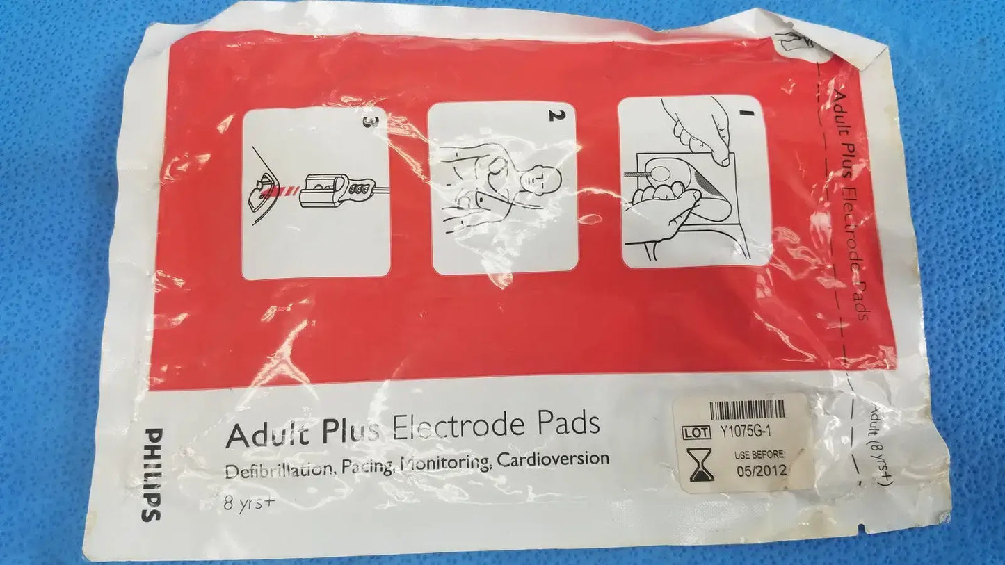 Philips Adult Plus Electrode Pad 8Y+ / Instructional Use Check Before Date
