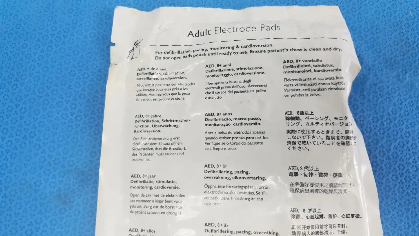 Philips Adult Plus Electrode Pad 8Y+ / Instructional Use Check Before Date