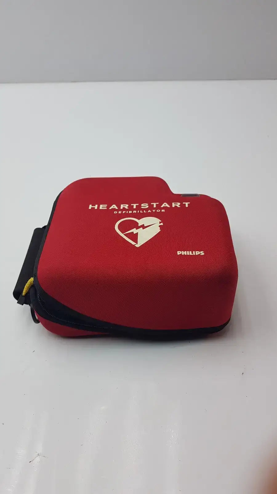 Philips HeartStart FR2+ AED Defibriillator - Automated External Defibrillator (AED)