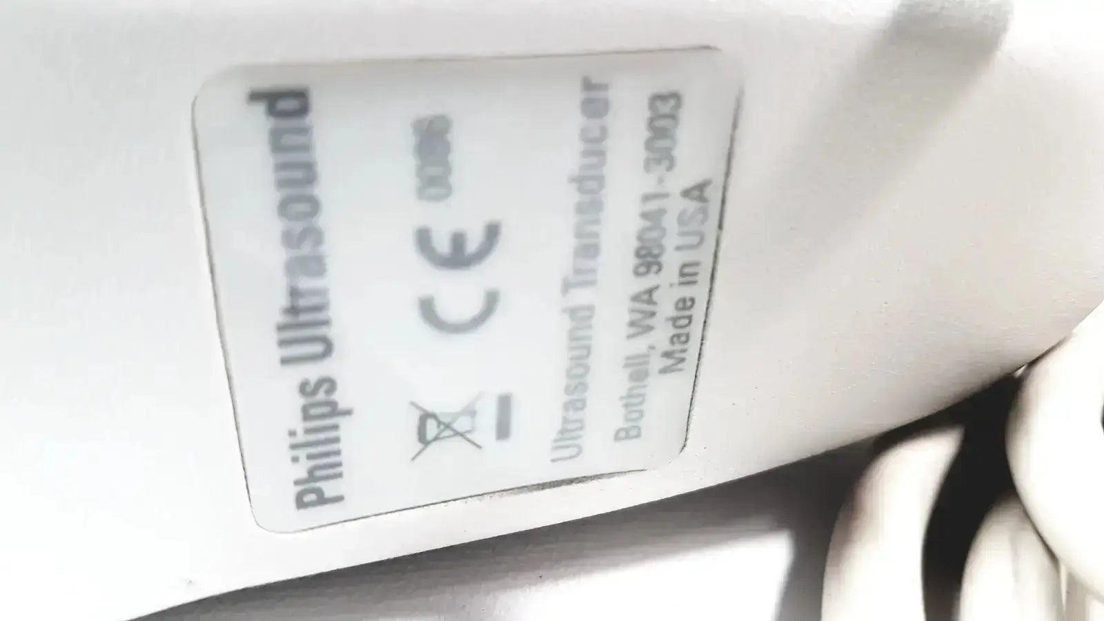 White Philips L15-7io linear array ultrasound transducer probe model 90041-3003 made in the USA for iU22 systems