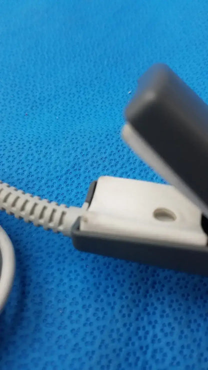 Philips M1196A Adult Clip SpO2 Sensor Original