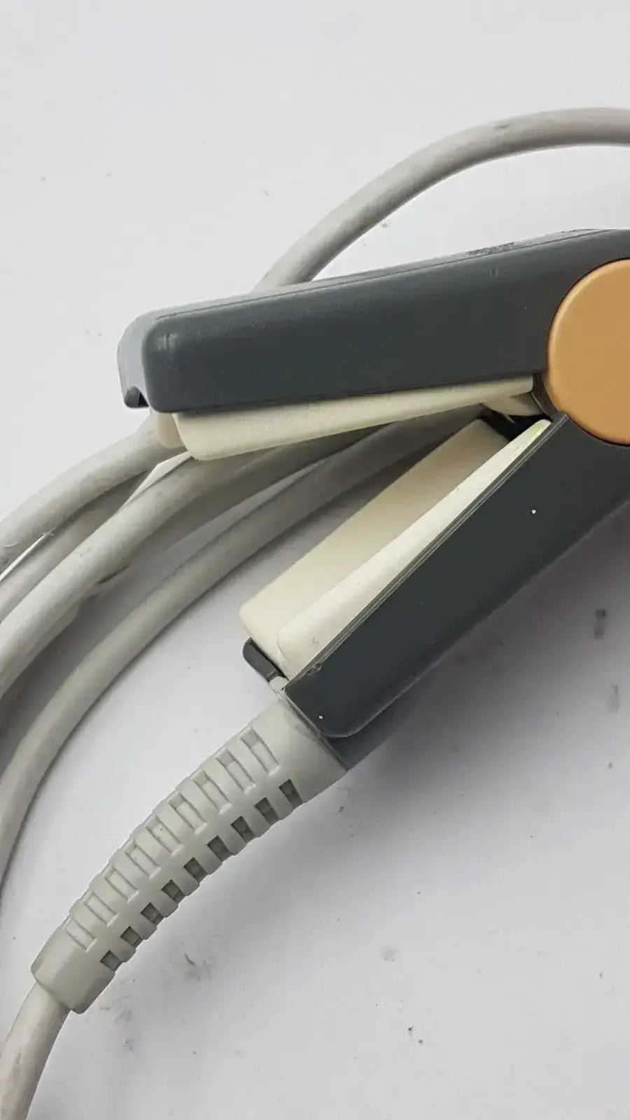 Philips M1196A Reusable Adult SpO2 Clip Sensor