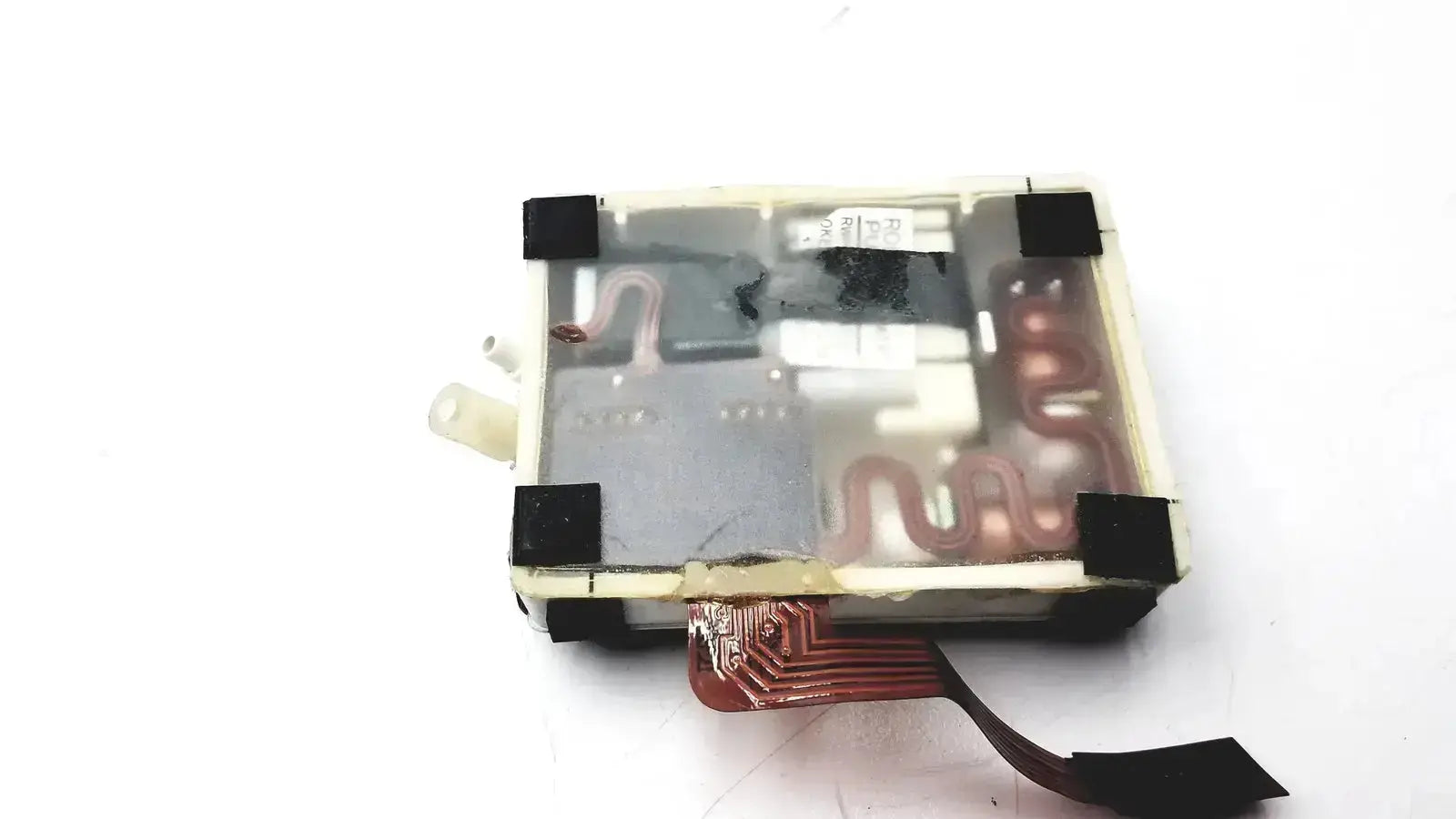Clear plastic housing with visible copper wiring and circuitry in philips m3000-60001 pump assembly module