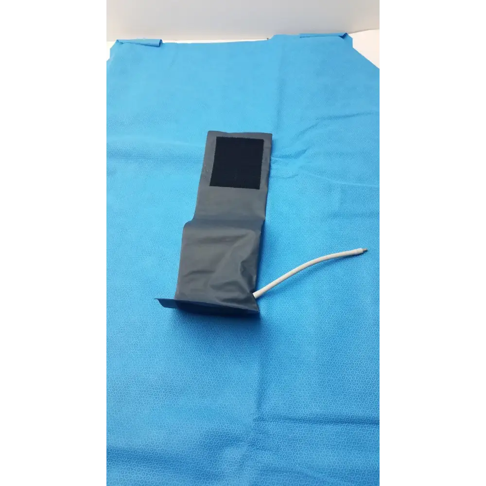 Philips M4555B Adult Blood Pressure Cuff – 27.5–36 cm Reusable- used