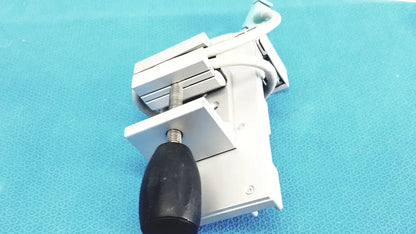 Philips M8040-60101 Universal Clamp Kit with Attache M3081-61626 Cable - Mounting