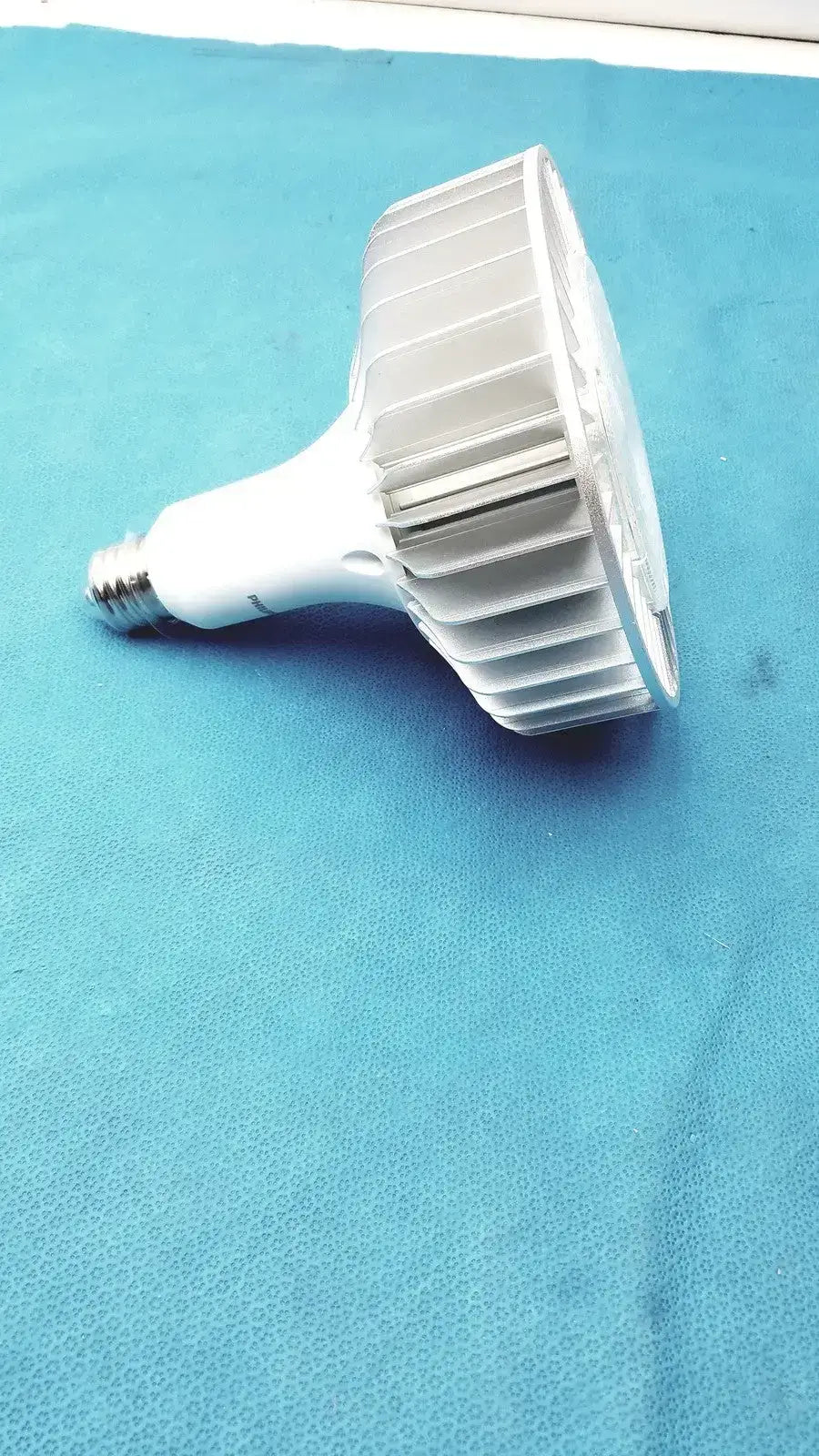 Philips TrueForce LED High-Bay Retrofit Lamp 150W