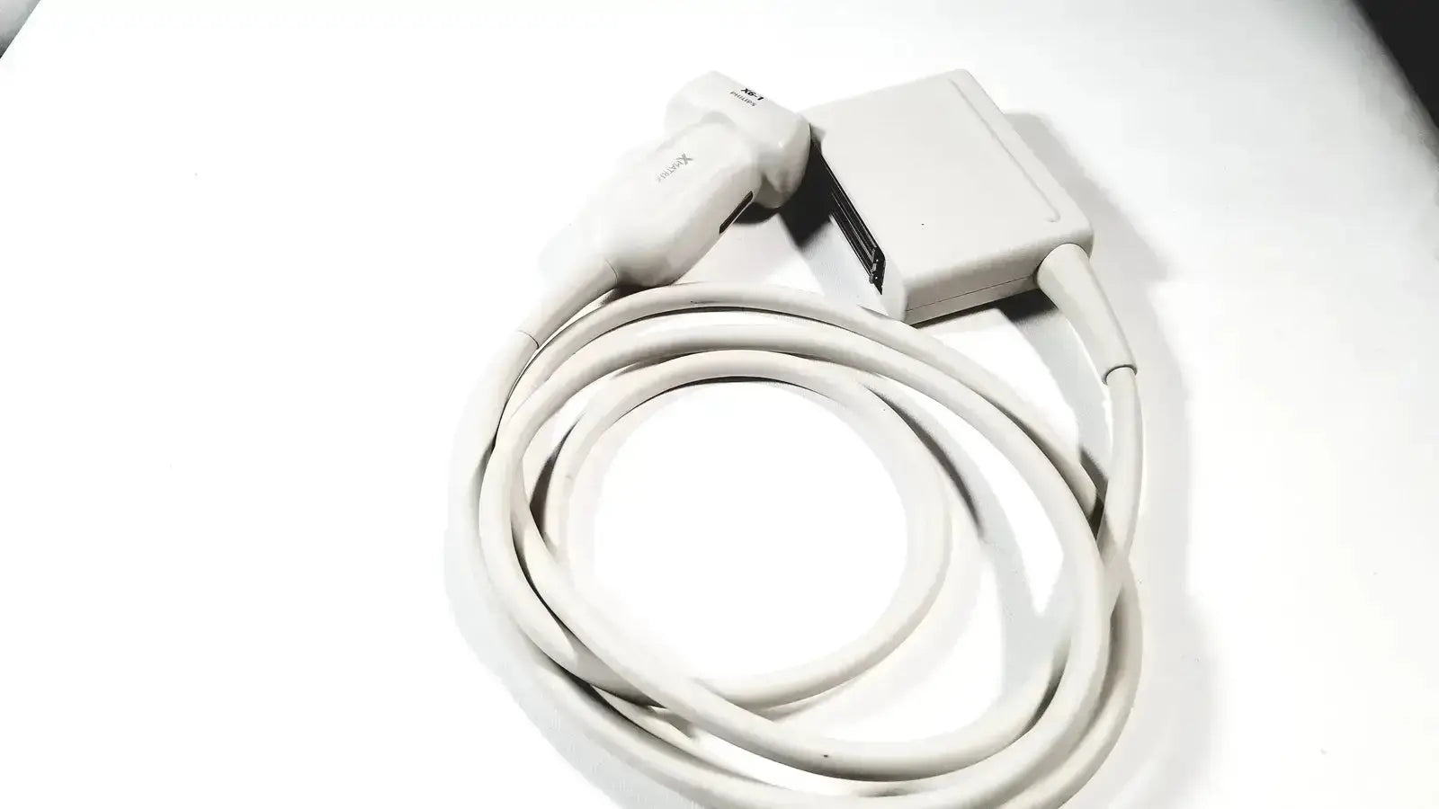 Philips x6-1 matrix array white ultrasound transducer probe with coiled cable and rectangular connector for medical use