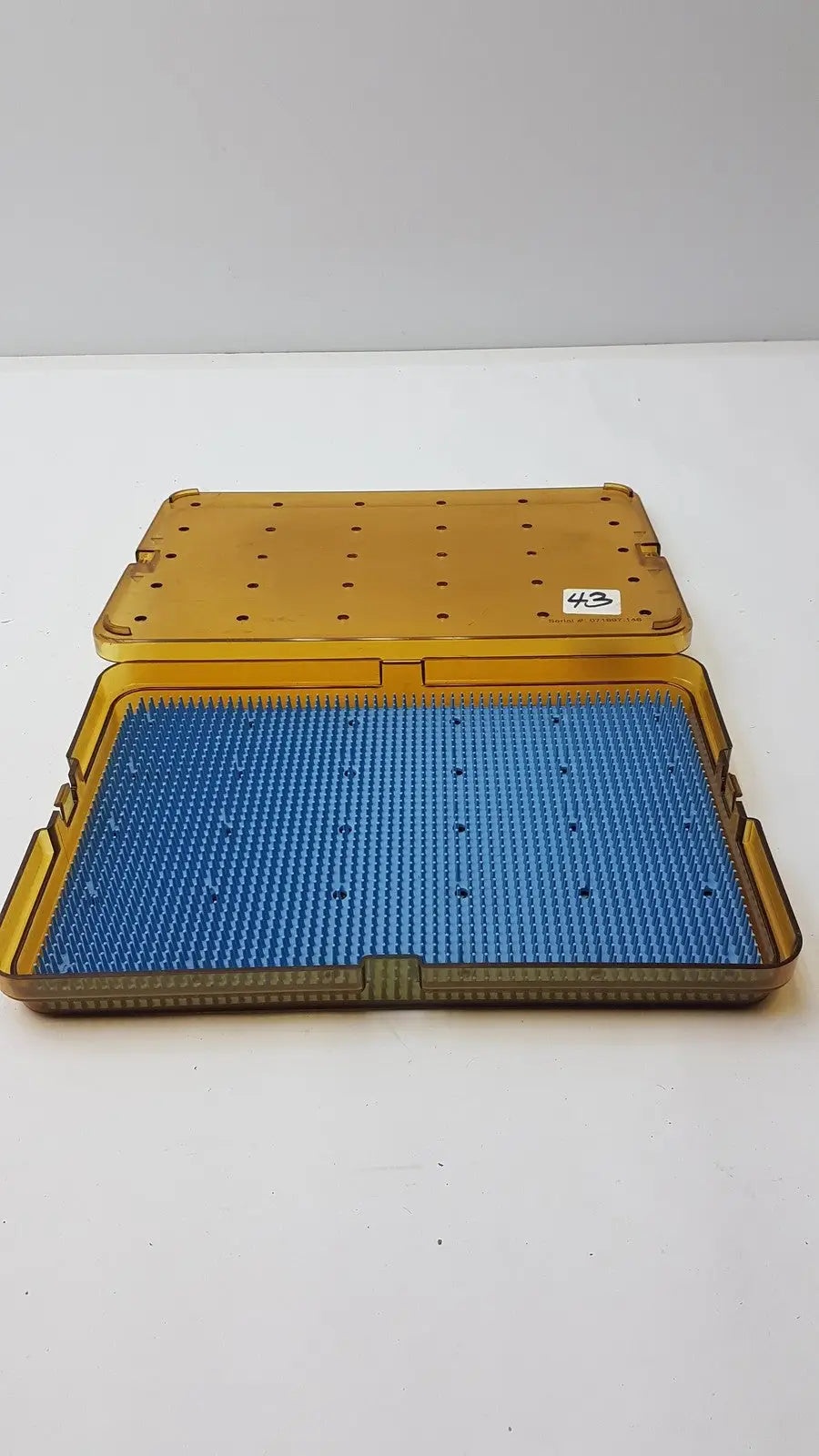 Plastic Sterilization Tray With Silicone Finger Mat 071897.146