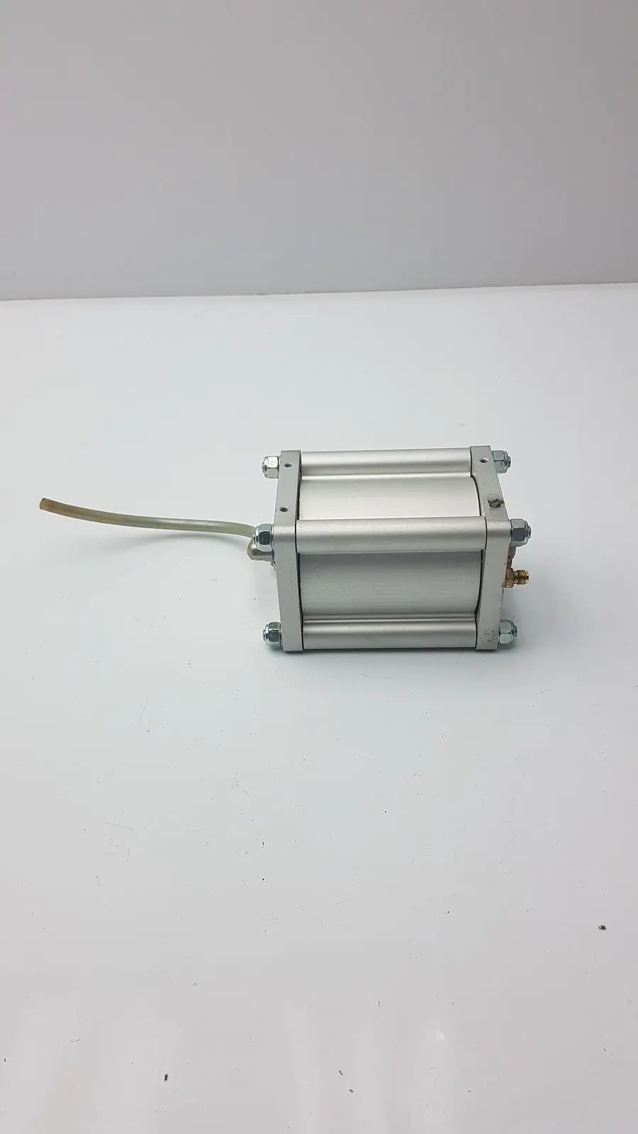 Pneumatic Cylinder