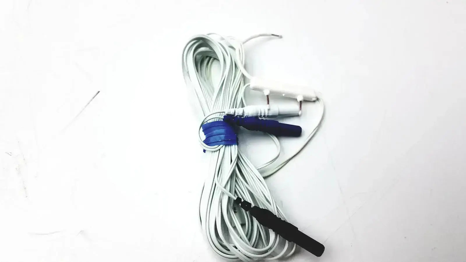 White medical electrode lead with blue and black connectors for pro-tech p1224 thermocouple nasal oral airflow sensor