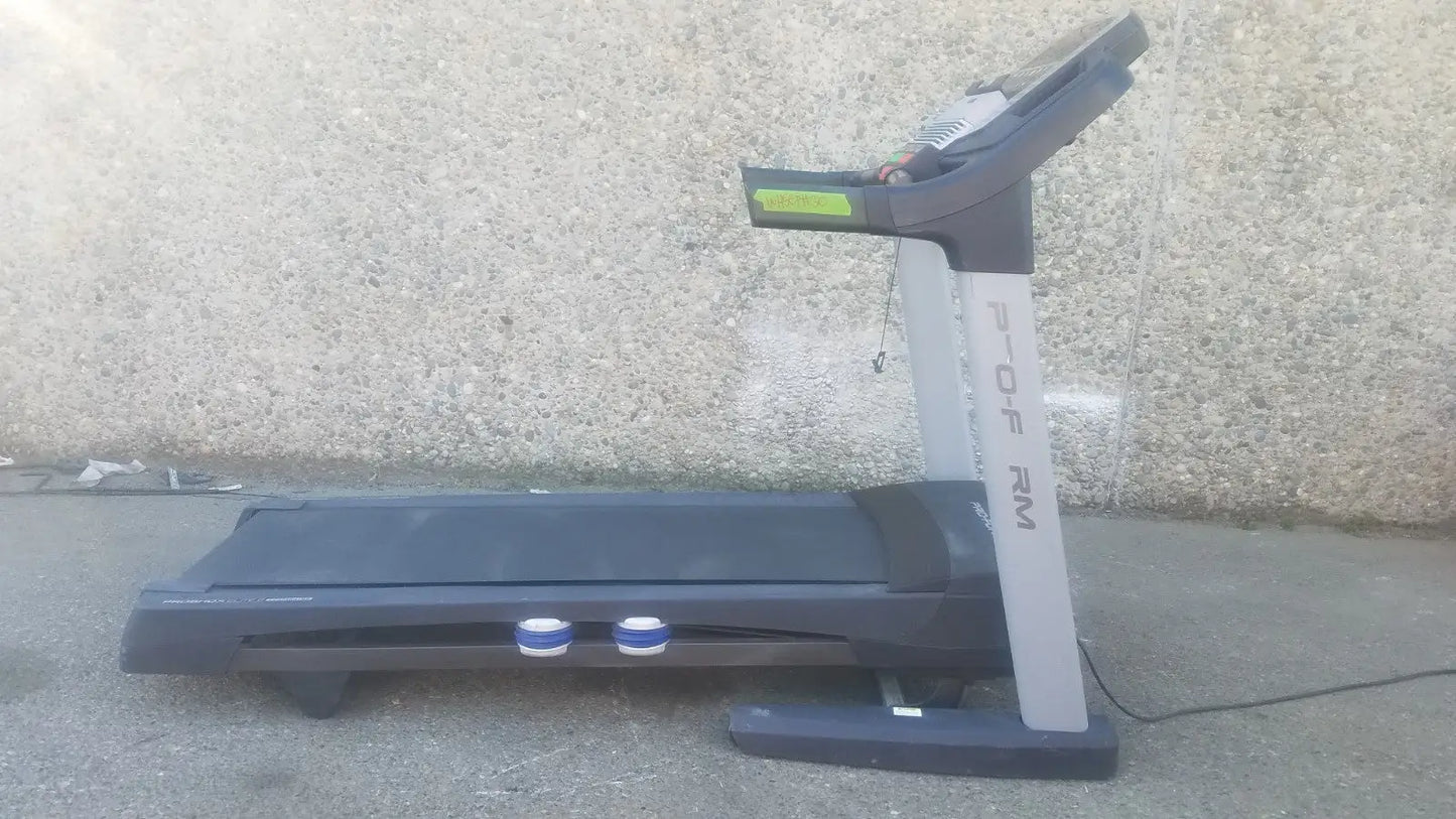 ProForm Power 995i Treadmill | 3.0 CHP Motor | Folding SpaceSaver Design