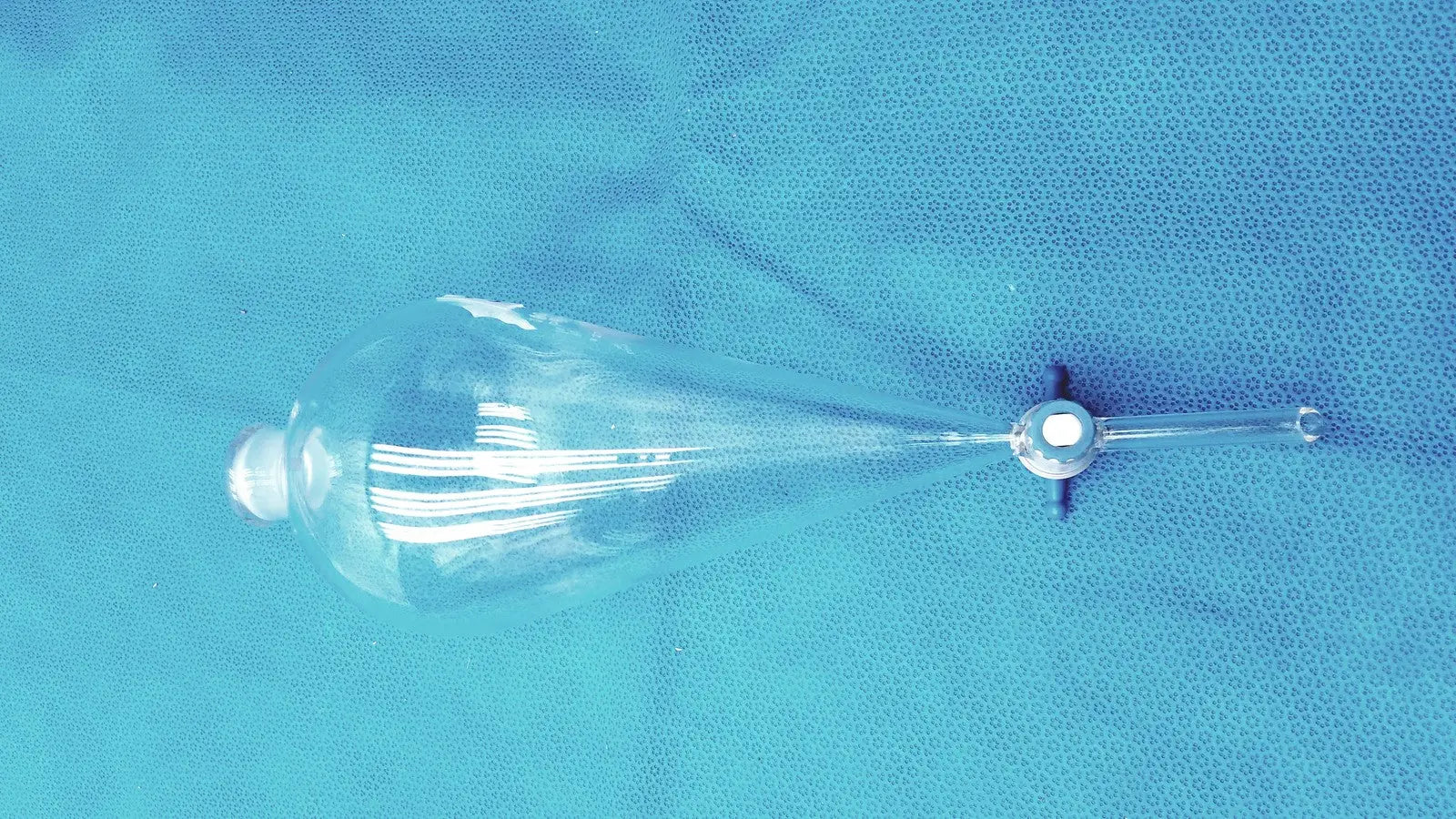 Pyrex 1000 mL Glass Separatory Funnel with Stopper – Borosilicate