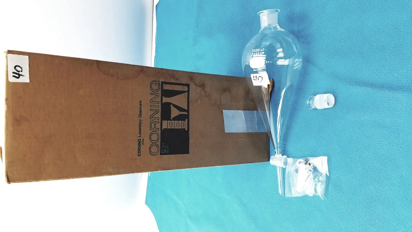 Pyrex 1000mL Glass Separatory Funnel with Stopcock – Transparent Labware