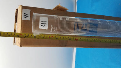 PYREX 1000mL Graduated Glass Cylinder – Laboratory Measuring Instrument