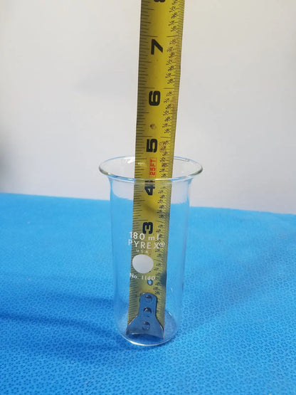 Pyrex 180 mL Glass Beaker – Borosilicate Laboratory Measuring Vessel