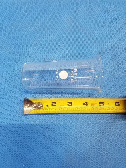 Pyrex 180 mL Glass Beaker – Borosilicate Laboratory Measuring Vessel