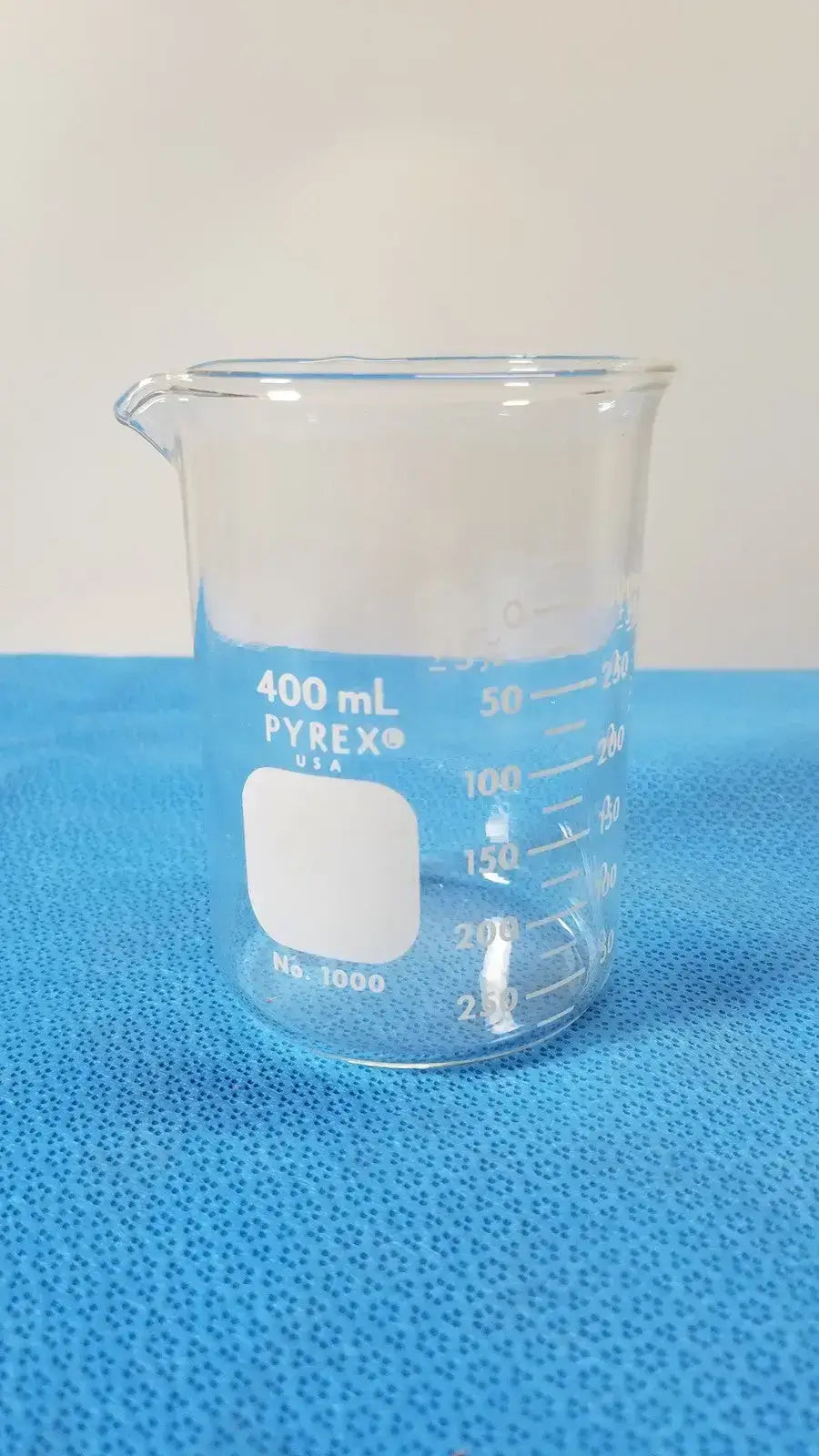 PYREX 400 mL Glass Beaker Griffin Low Form Heavy-Duty Laboratory Ware