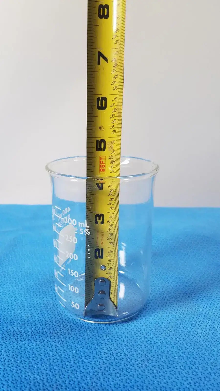 PYREX 400 mL Glass Beaker Griffin Low Form Heavy-Duty Laboratory Ware