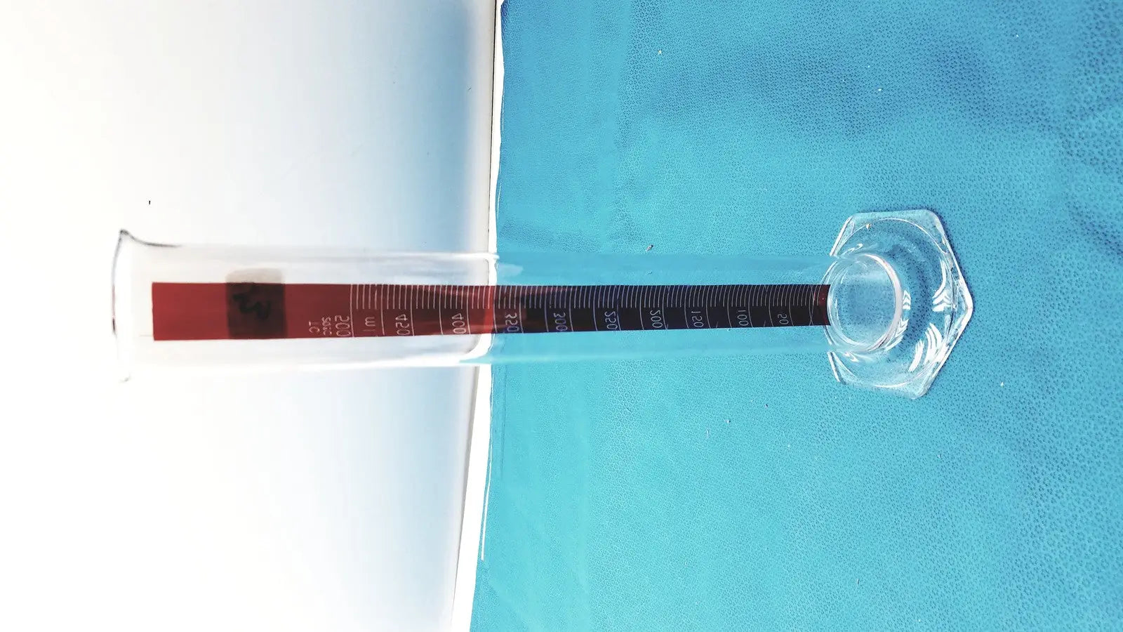 PYREX 500 mL Glass Graduated Mixing Cylinder – Lifetime Red Markings