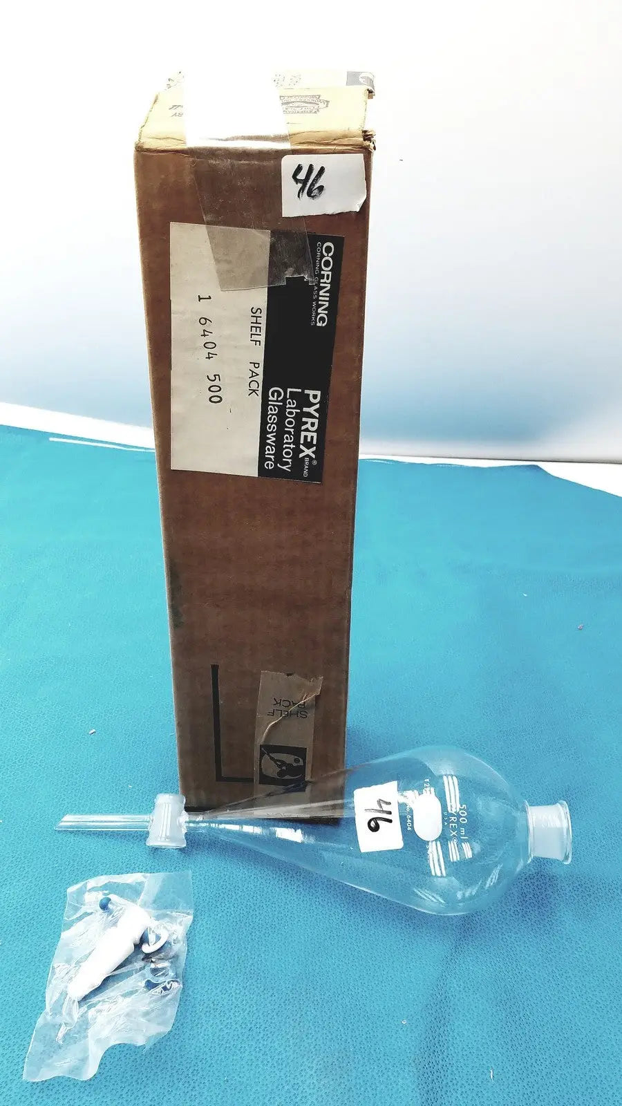 Pyrex 6404 Separatory Funnel Corning #27 Stopper 4 mm PTFE Valve Lab Glass 500m - Laboratory Glassware