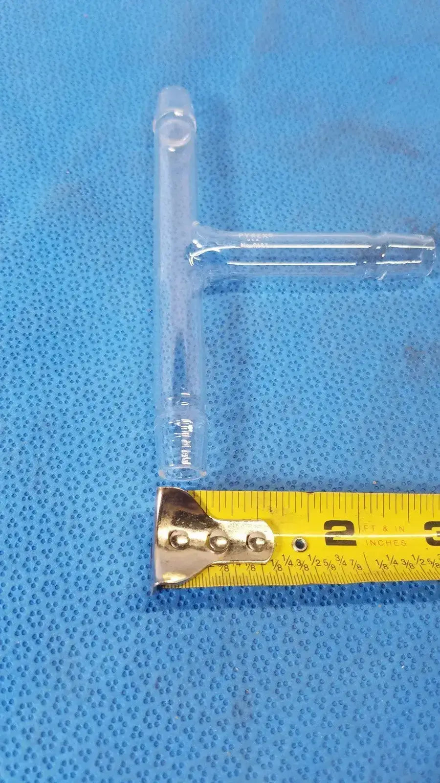PYREX Glass ’T’ Shaped Serrated Hose Connecting Tube – 15mm - Laboratory Glassware