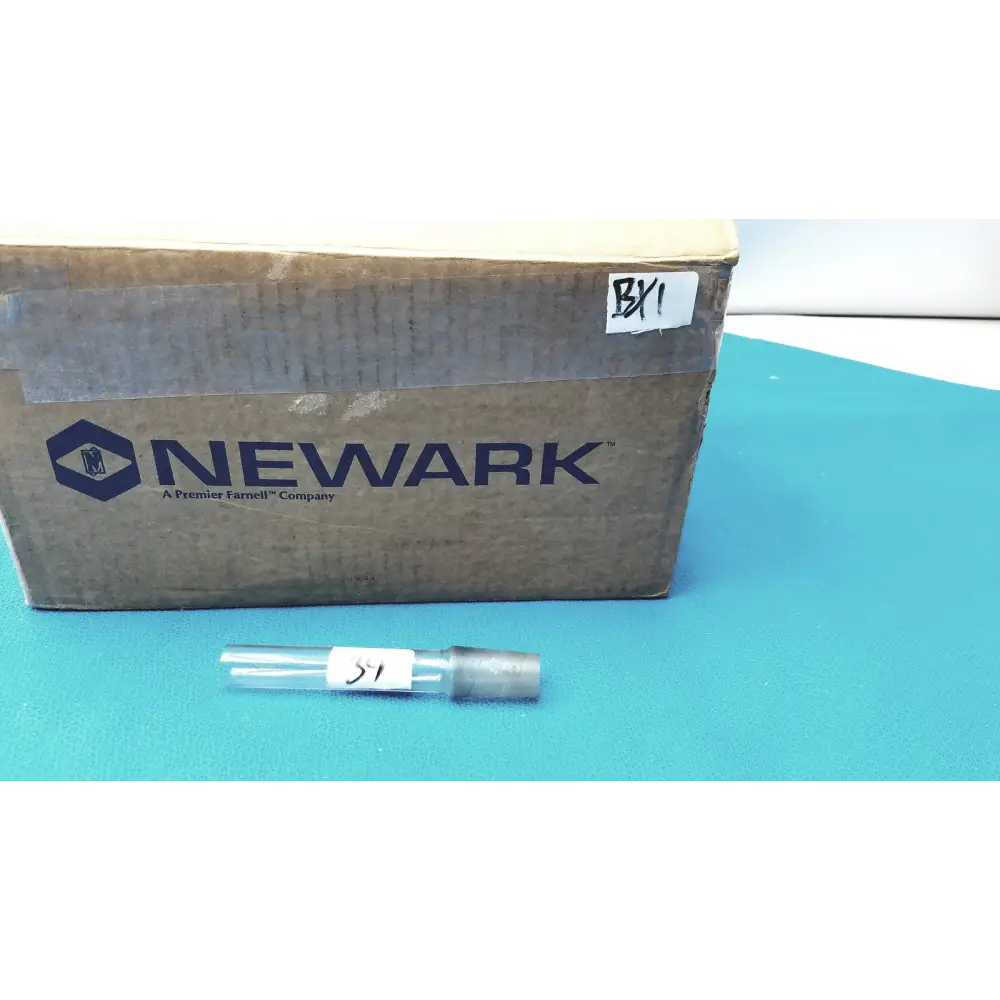 Pyrex Glass Thermometer Adapter – 24/40 Inner Joint Laboratory Glassware