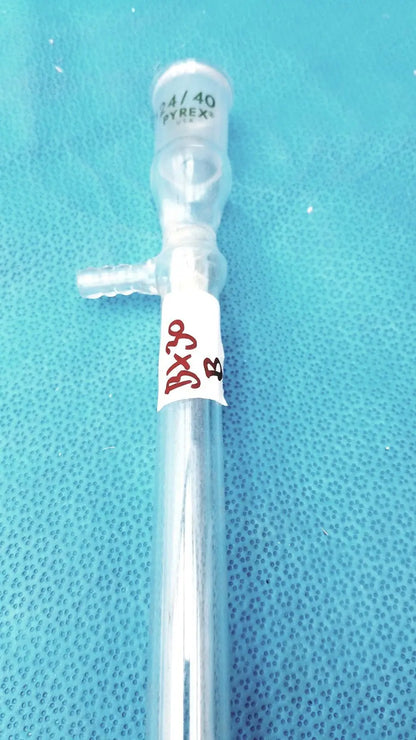PYREX Jacketed Liebig Condenser – West-Style Glass Distillation Labware - Laboratory