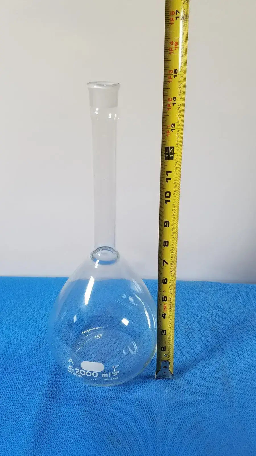 PYREX Volumetric Flask 2000 mL Class A Glass TC