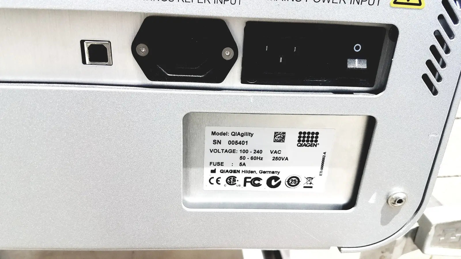 QIAGEN QIAgility Real-Time Automated PCR System – For Parts/Repair