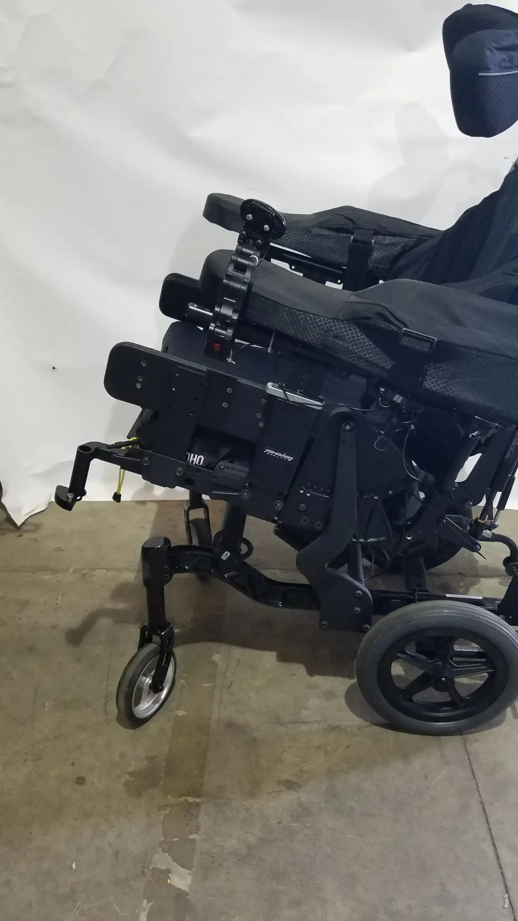 Quickie IRIS Tilt Wheelchair w/ Headrest & Comfort Seating Mobility Chair