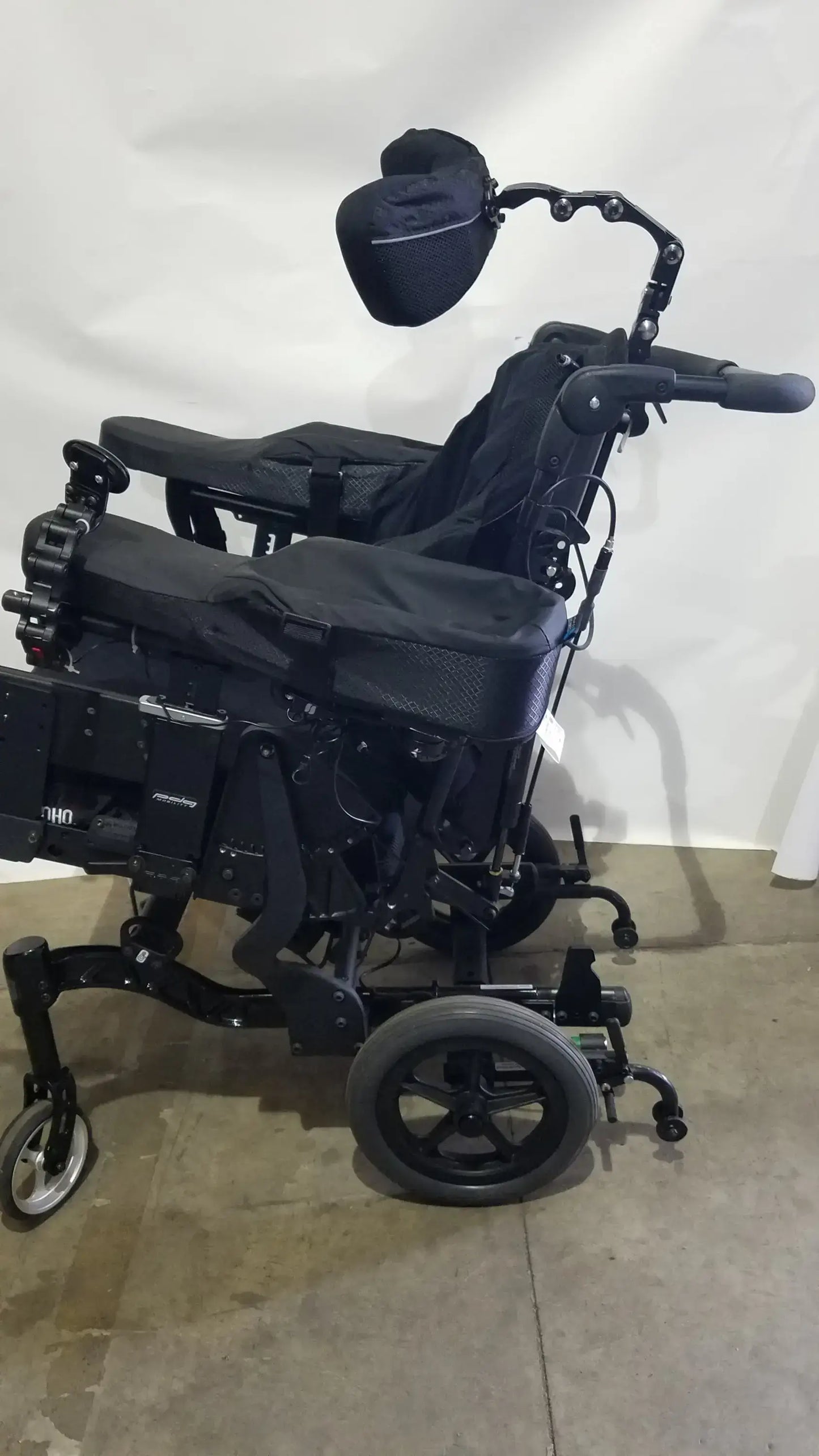 Quickie IRIS Tilt Wheelchair w/ Headrest & Comfort Seating Mobility Chair