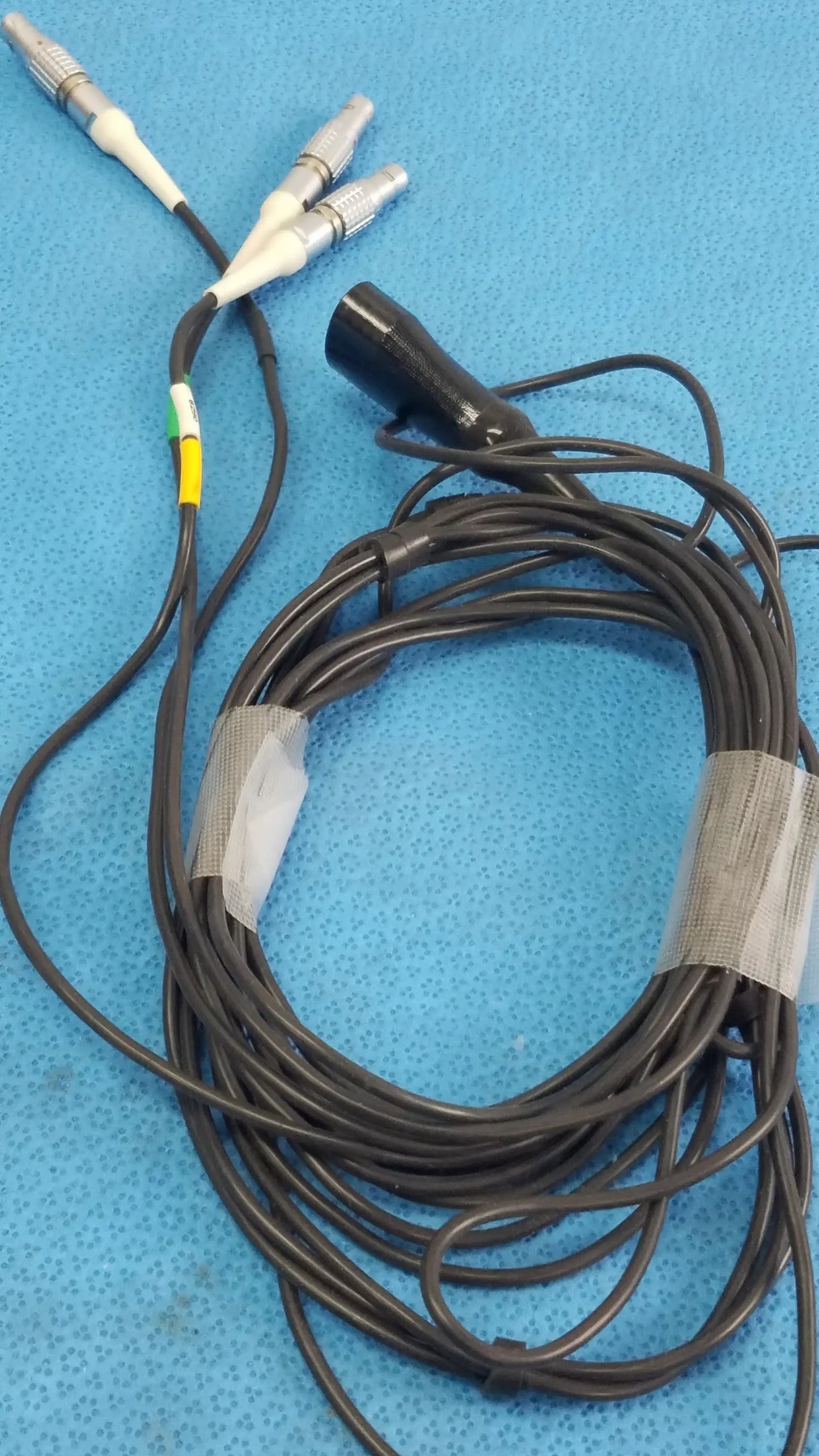 Redel Cables Three LEMO Connectors Green Black White - Multi-Connector Cable
