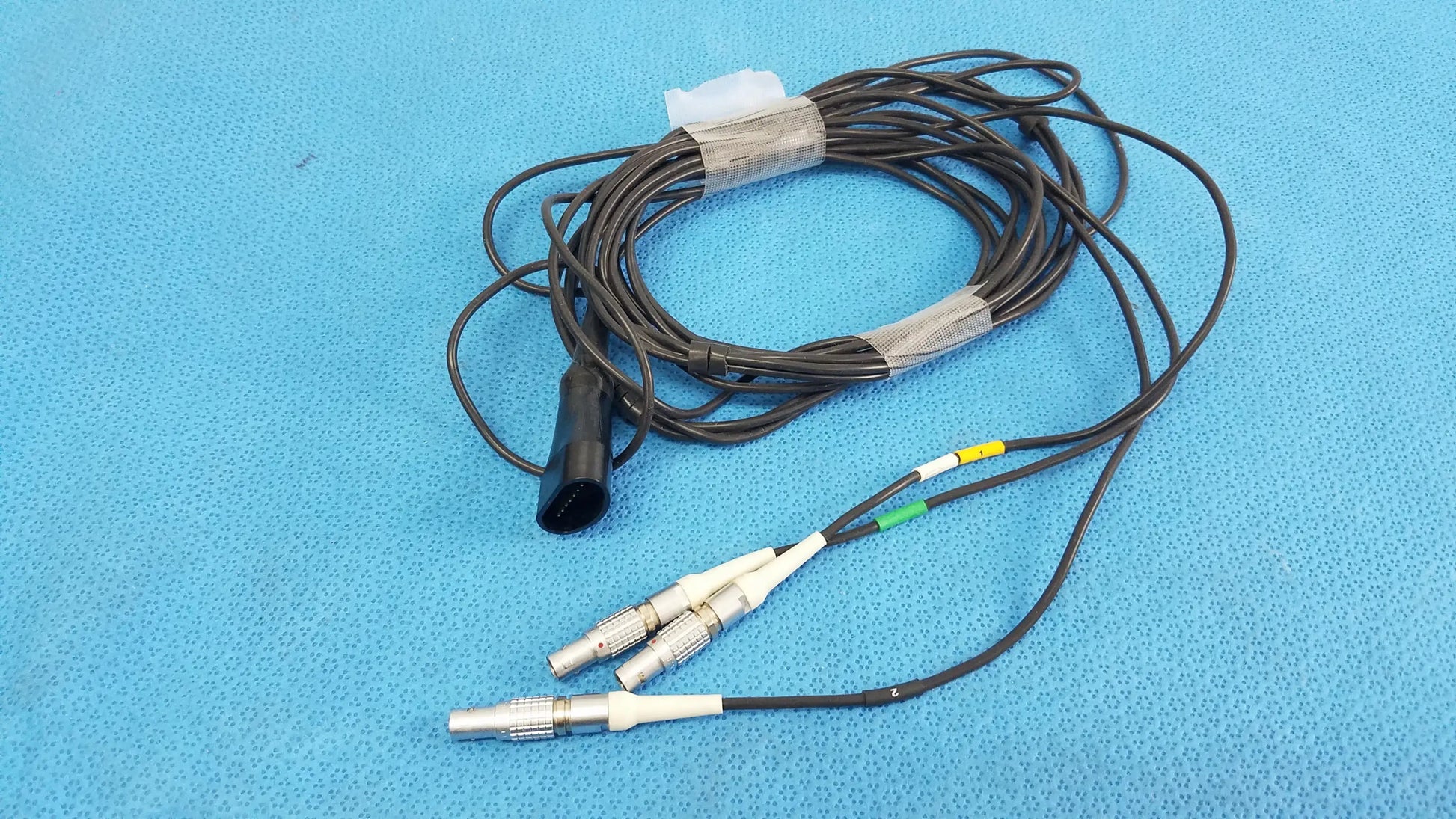 Redel Cables Three LEMO Connectors Green Black White - Multi-Connector Cable