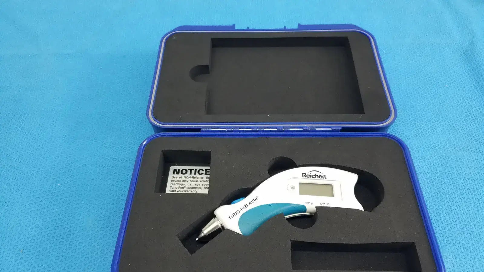 Reichert 230590 Tono Pen AVIA Handheld Tonometer with Case