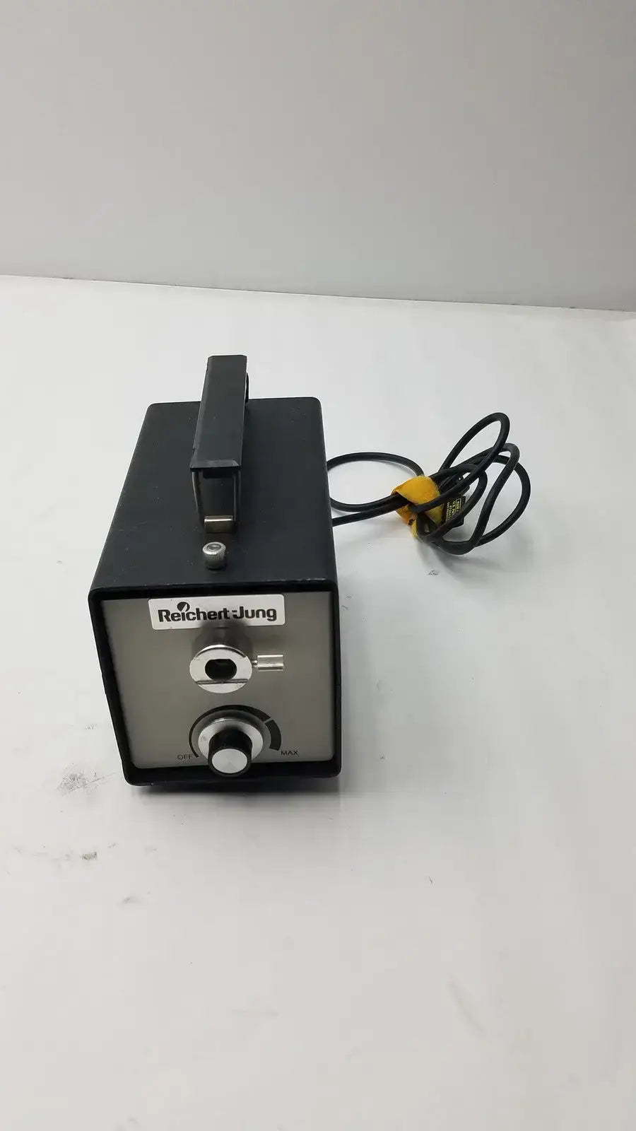 Reichert Scientific 1177 Light Source - Laboratory